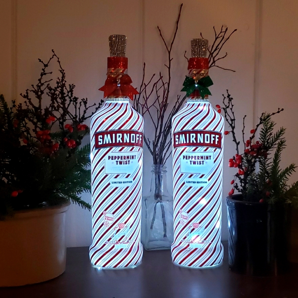 🎄Christmas Fancy Liquor Bottle Lights ~ Peppermint Vodka w/ sparkles & bows